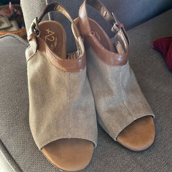 Aerosoles A2 Heelrest High Heel Sling Back Sandel Size US 6 1/2 - Picture 3 of 9